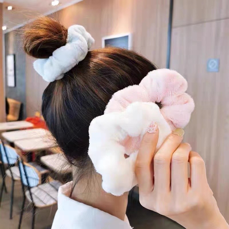 WEISON - Ikat Rambut Scrunchie Korea Kunciran Cepol Jilbab Lingkar Besar Bulu Lembut Korea Polos