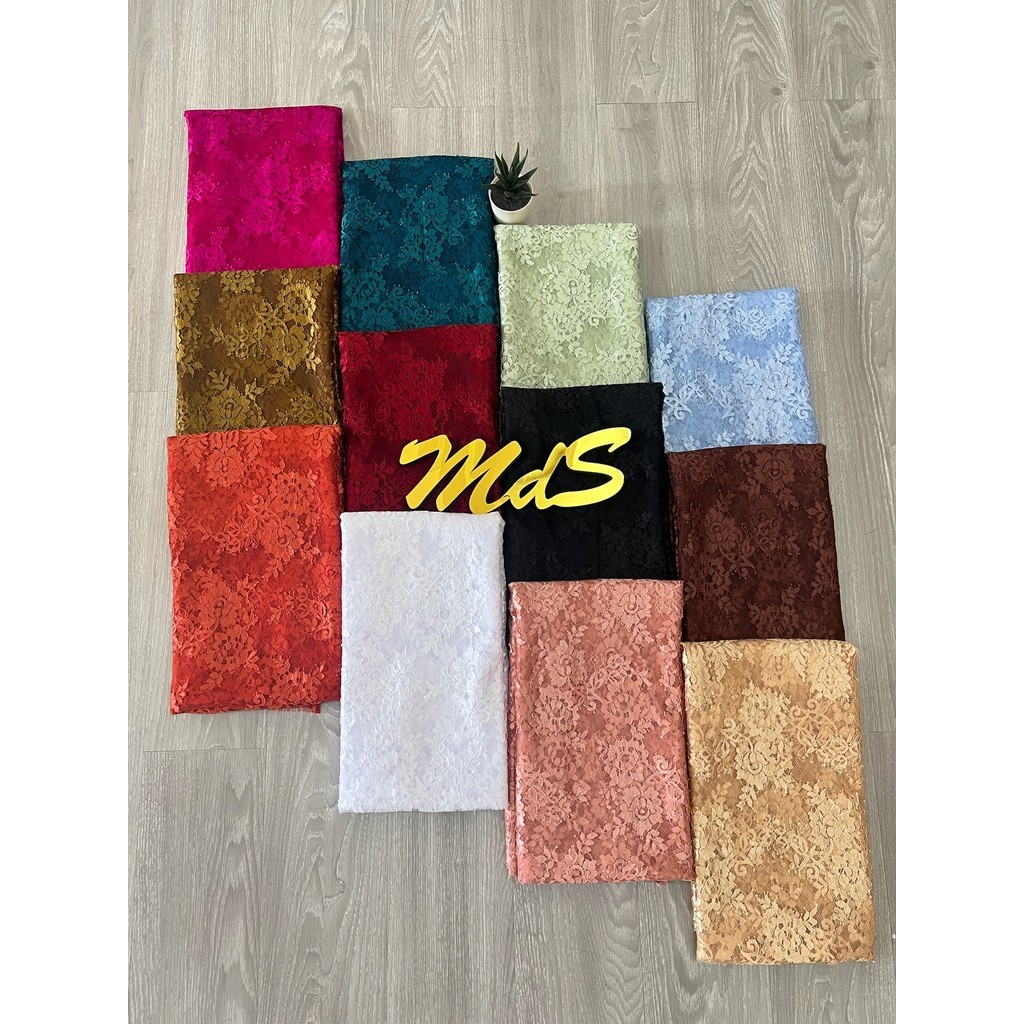MdS Kain Kebaya Glossy Metalik Ceplok 2 kebaya 2,6 x 1,3 meter