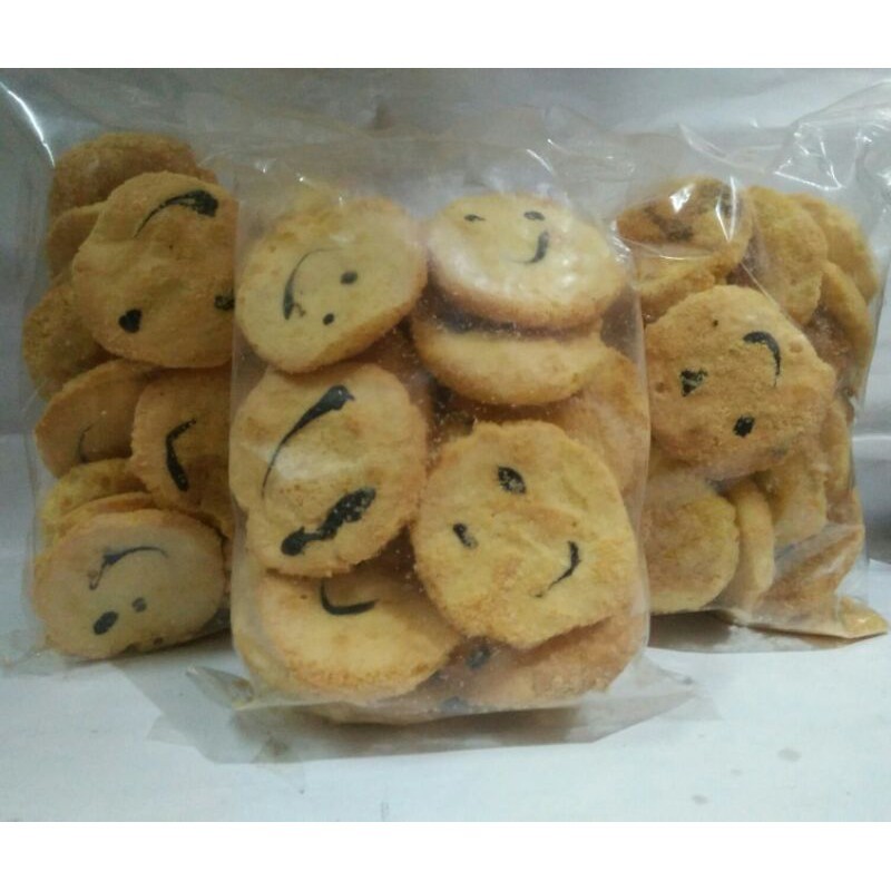 Bolu  Senyum Karamel / bolu kering