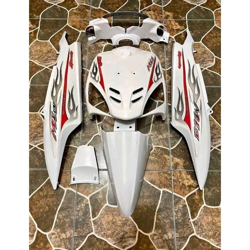 Cover Full Body Yamaha Mio Sporty/Full Body Halus Mio Sporty/Body Mio Sporty Putih Plus Striping