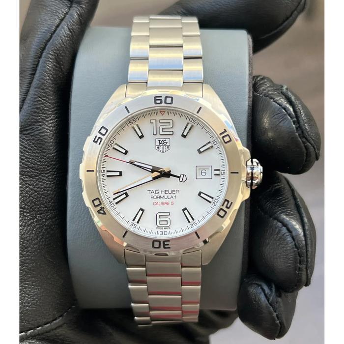 Tāg Hēuēr Formula 1 Calibre 5 WAZ2114.BA0875 Automatic White Dial