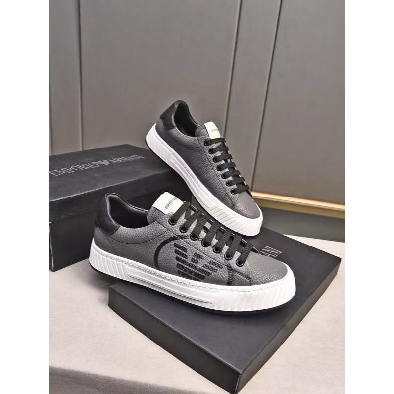 Merek Sepatu Pria  Emporio Ar Armani sepatu olahraga sepatu pria kasual