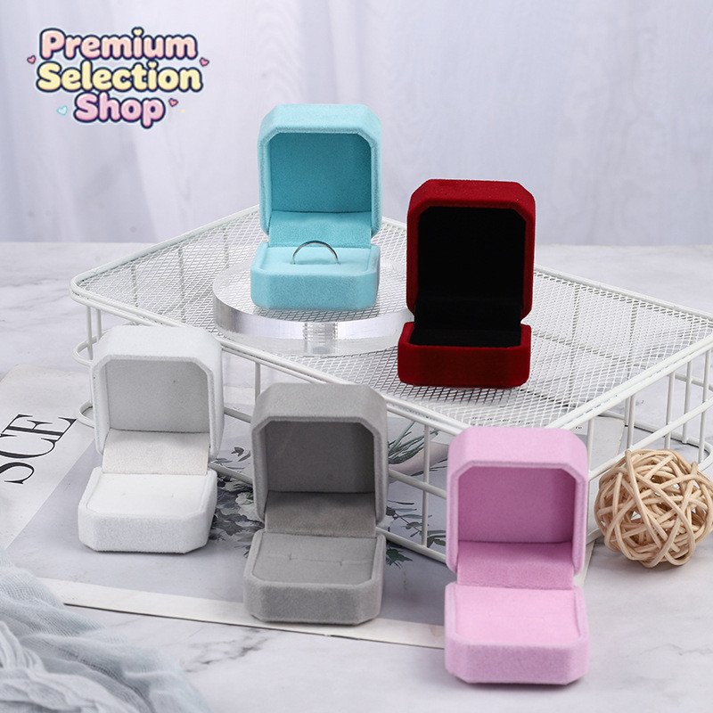 Kotak Cincin Mini Persegi Emas Tempat Perhiasan Hadiah Pernikahan Couple Seserahan Jewelry Box Mewah