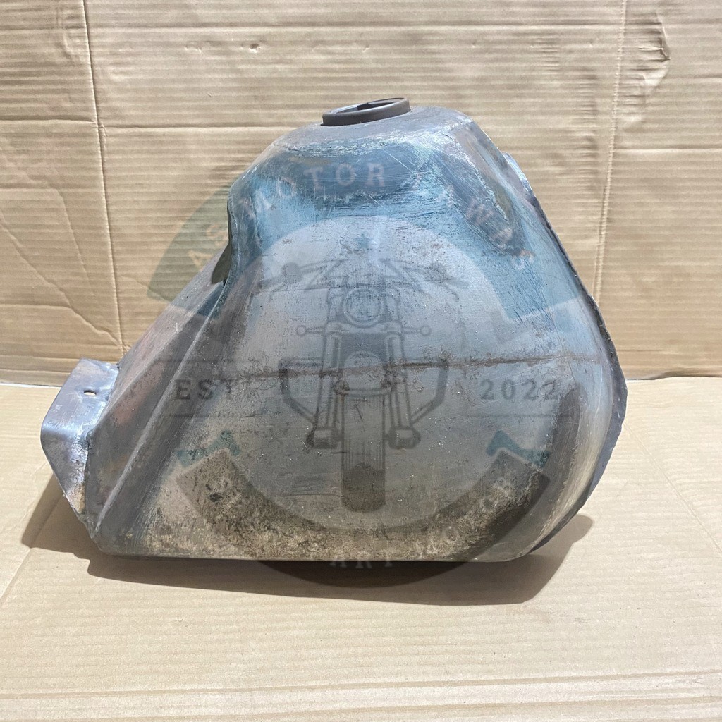 ￼Tangki honda XR 200 Tengki trail klasik model honda XR tangki trail tua model honda XLR 200 vintage