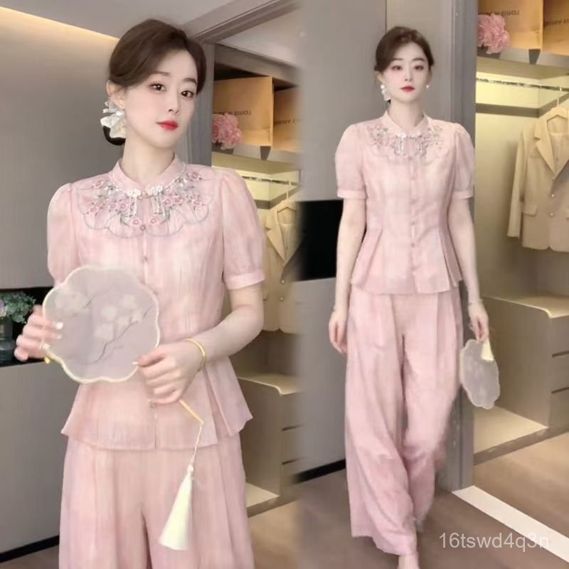 Set Dua Potong Atasan Elegan Fashionable Wanita dan Celana Lebar