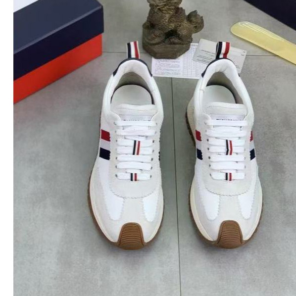 Merek Sepatu Pria  THOM BROWNE Sepatu kasual Sepatu olahraga Sepatu lari luar ruangan Nyaman