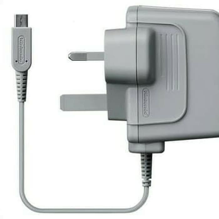 Adaptor For Console 3DS 2DS 220Volt