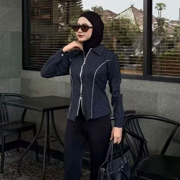 CLASSY FASHION - DYFFA Zipper Shirt Salur Fitted Korea Style