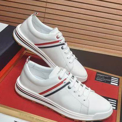 Merek Sepatu Pria THOM BROWNE Sepatu olahraga sepatu santai ringan dan nyaman