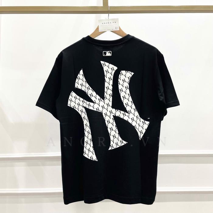 MLB New York Yankees New Era Embroidered Supreme Logo Tshirt