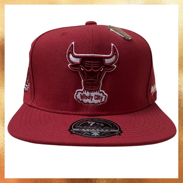 Topi Mitchell And Ness NBA Chicago Bulls 20th Anniversary Patch With Pin HWC Red Fitted Hat Original
