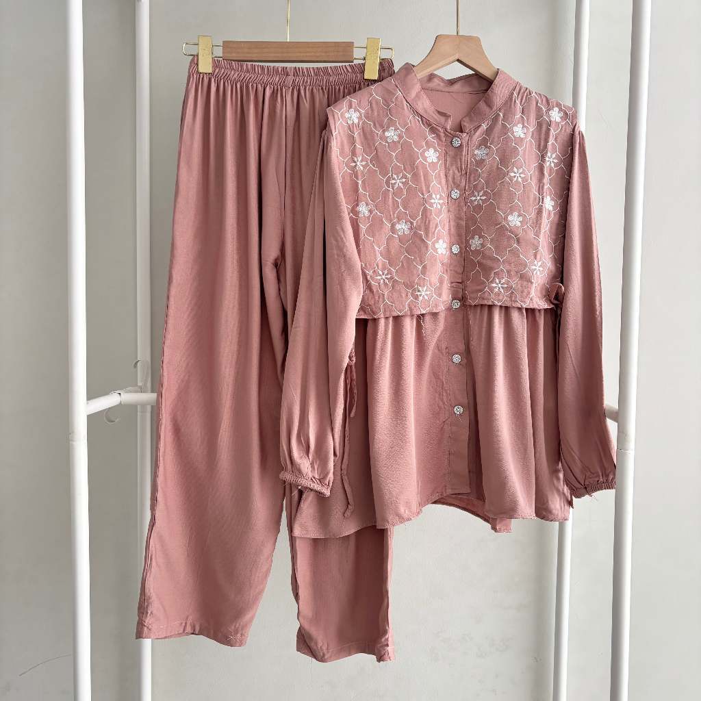 CELINE Oneset Bordir Rayon Twill - Setelan Celana