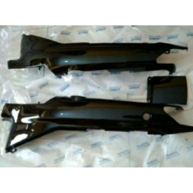 COVER BODY KANAN KIRI CRYPTON FORCE 1
