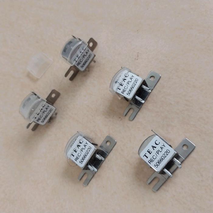 ECHOVERSE Head TEAC PLAYBACK TEAC Stereo Tape Deck TEAC Made in Japan