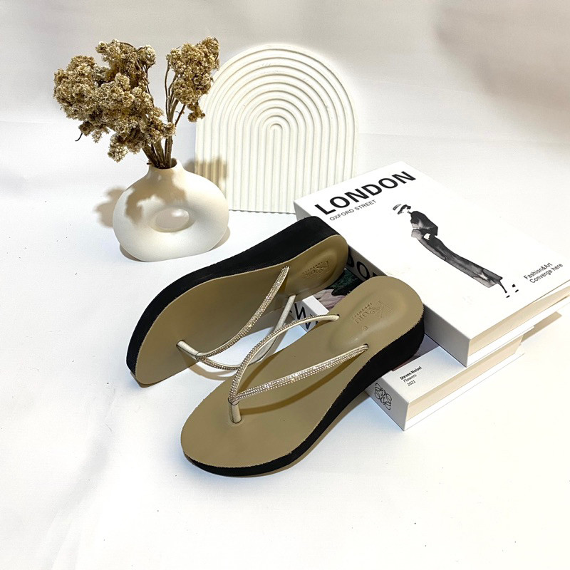 Sandal Wedges Sendal Wanita Kekinian Kuri Sandal Jepit Hak Tinggi 5 Cm Wanita Modis Kekinian Bahan H