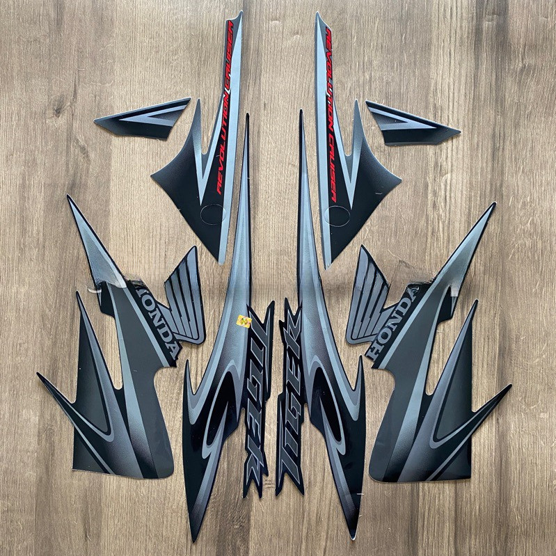 striping list polet body motor Honda tiger revo 2013 hitam lis silver sticker stiker tirev standar b