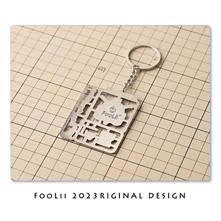 GUNDAM Animation Game Peripheral Toys Metal RX-78 FREEDOM Metal Pendant Keychain Exquisite decoratio