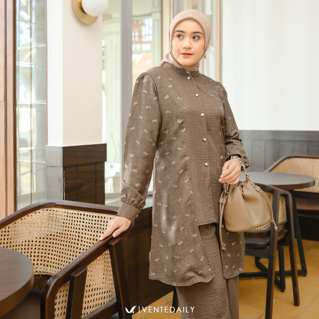 Maulin Oneset Wanita Kekinian Outfit Hangout Terbaru Terlaris Lebaran 2026