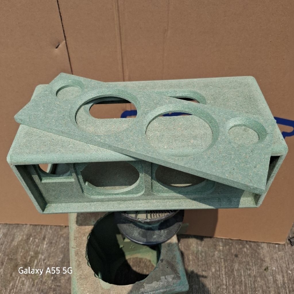 GS CUSTOM BOX SPEAKER 3 INCHI 2,75 INCH hk viral PBR 3,5 INCH + DUDUKAN RAM DEPAN ( TIDAK COCOK UNTU