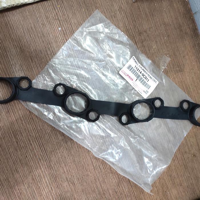 paking busi innova bensin 11214-0C011