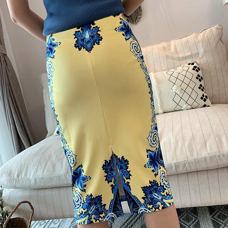 Rok 2025 summer Korean version of high waist hip skirt yellow printed elastic and thin one-step skir