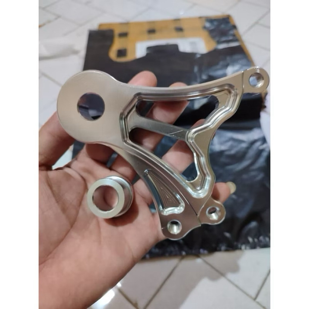 BREKET KALIPER NINJA BELAKANG 2 PISTON BREKET KALIPER NINJA R NINJA RR KR