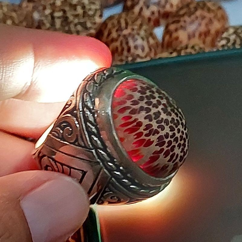 Batu cincin akik liwung putih kuning merah tembus senter