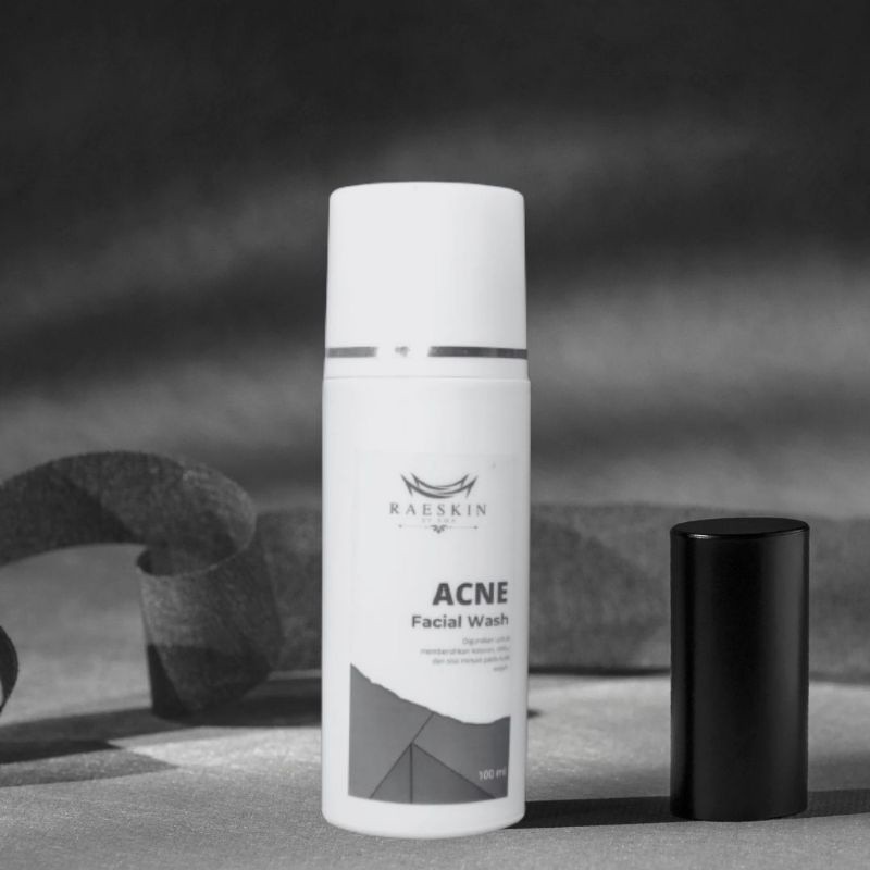 ACNE FACIAL WASH RAESKIN