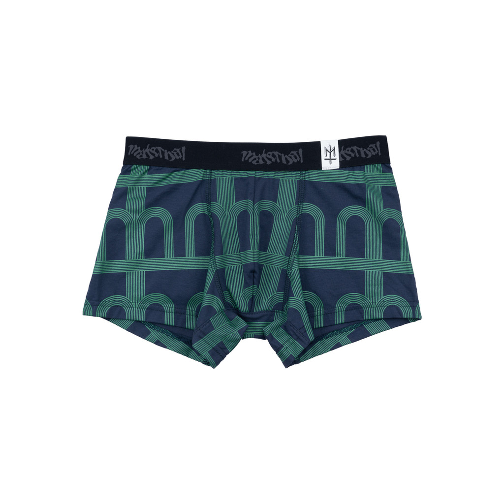 MATERNAL DISASTER - UWR 147 - BOXER