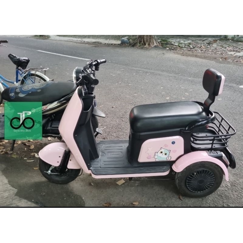 Sepeda Listrik Roda3 Uwinfly Kitty TERBARU R3 (seken, sgt sgt bagus)