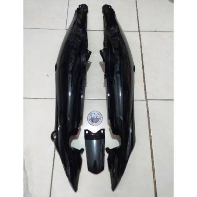 body belakang jupiter z Burhan hitam body samping jupiter z Burhan hitam