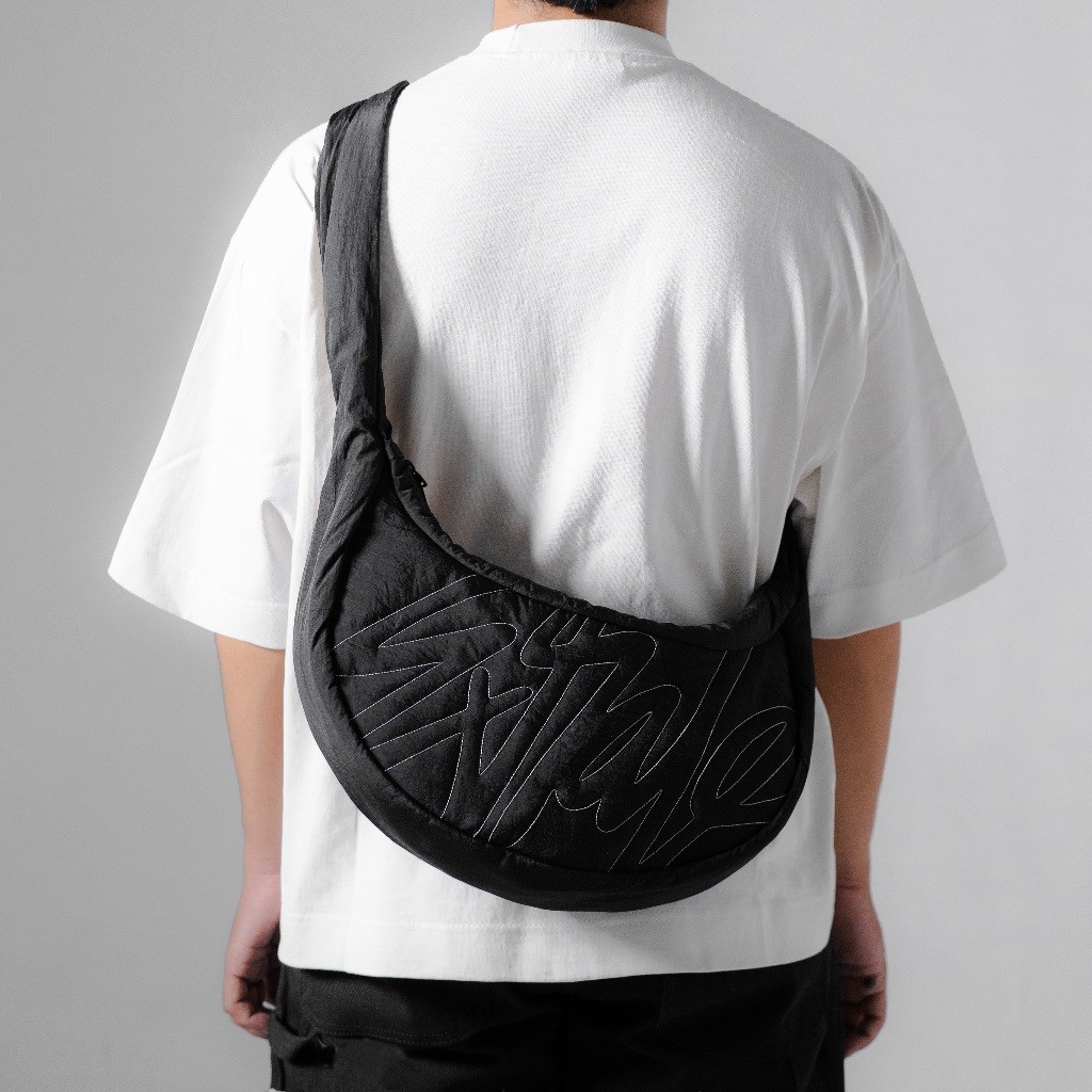 Exhale Apparel Slingbag Wylie Black