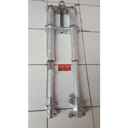 USD  KLX BF  SHOCK /DEPAN ASSY KLX BF ORIGINAL Barang baru  ori