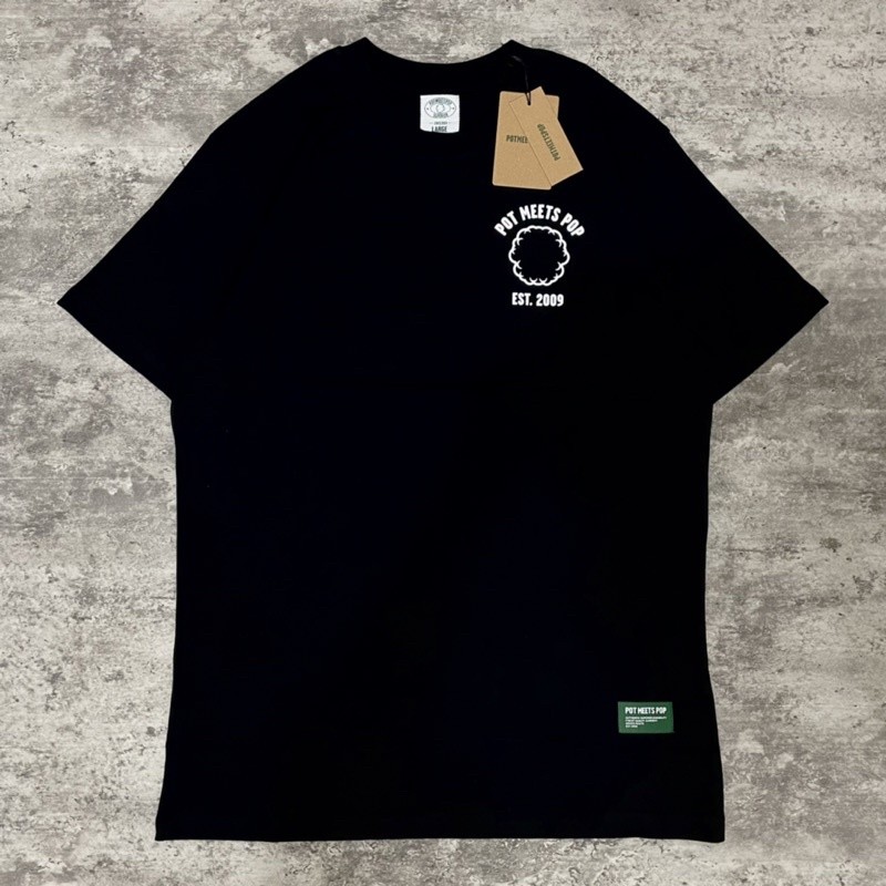Pot Meets Pop - Logo Smoke Tee Black