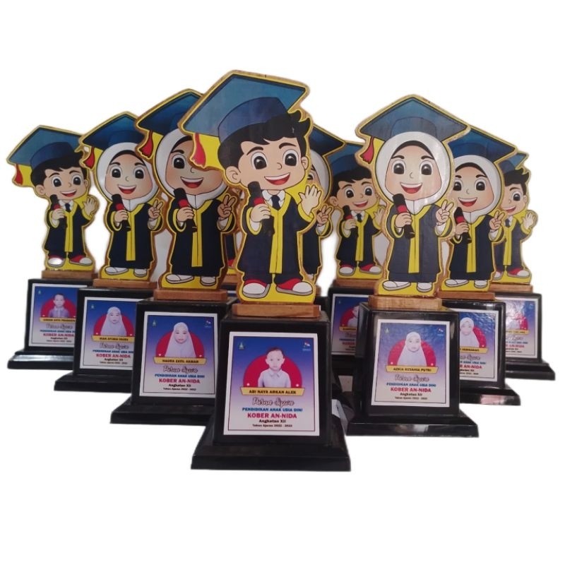 Plakat Wisuda anak Paud/TK Bahan Akrilik/Kayu