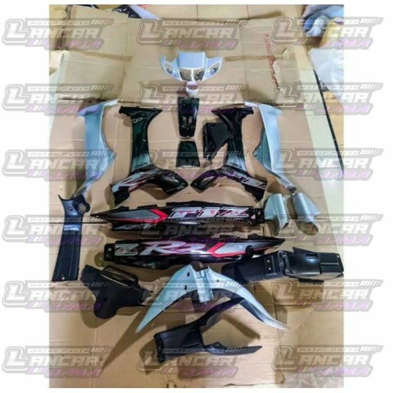 cover bodi fiz r body halus full set fiz r f1z r fizr full cluth 2001 silver hitam