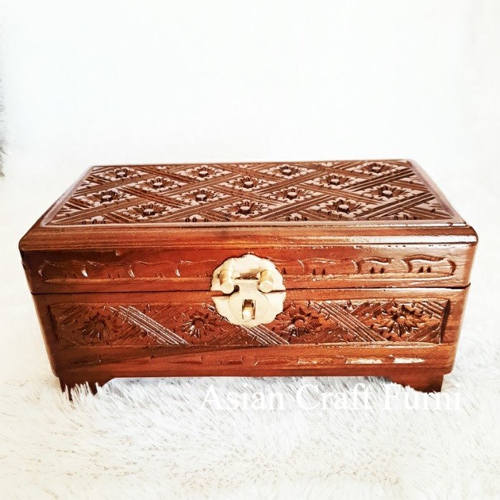Souvenir Kotak Perhiasan Ukir Pahat Kayu Jati Kunci Kuningan Termurahhh ACF7878