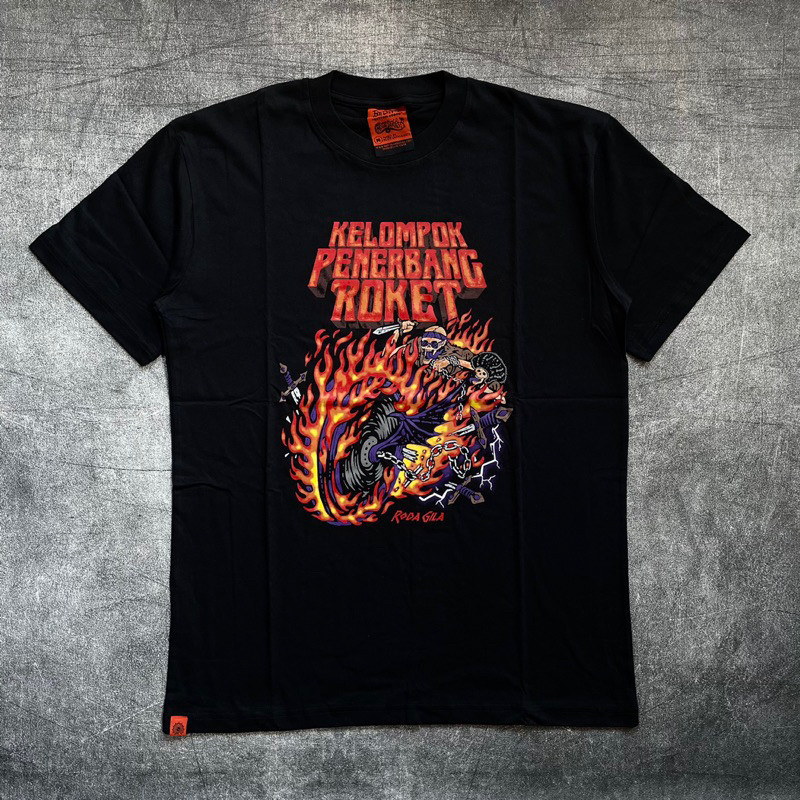 Tshirt KELOMPOK PENERBANG ROKET - RODA GILA Official Merchandise