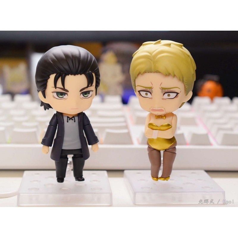 10cm Attack on Titan Anime Figure #1893 The Armored Titan Reiner Braun Action Figure Eren Jaeger Fig