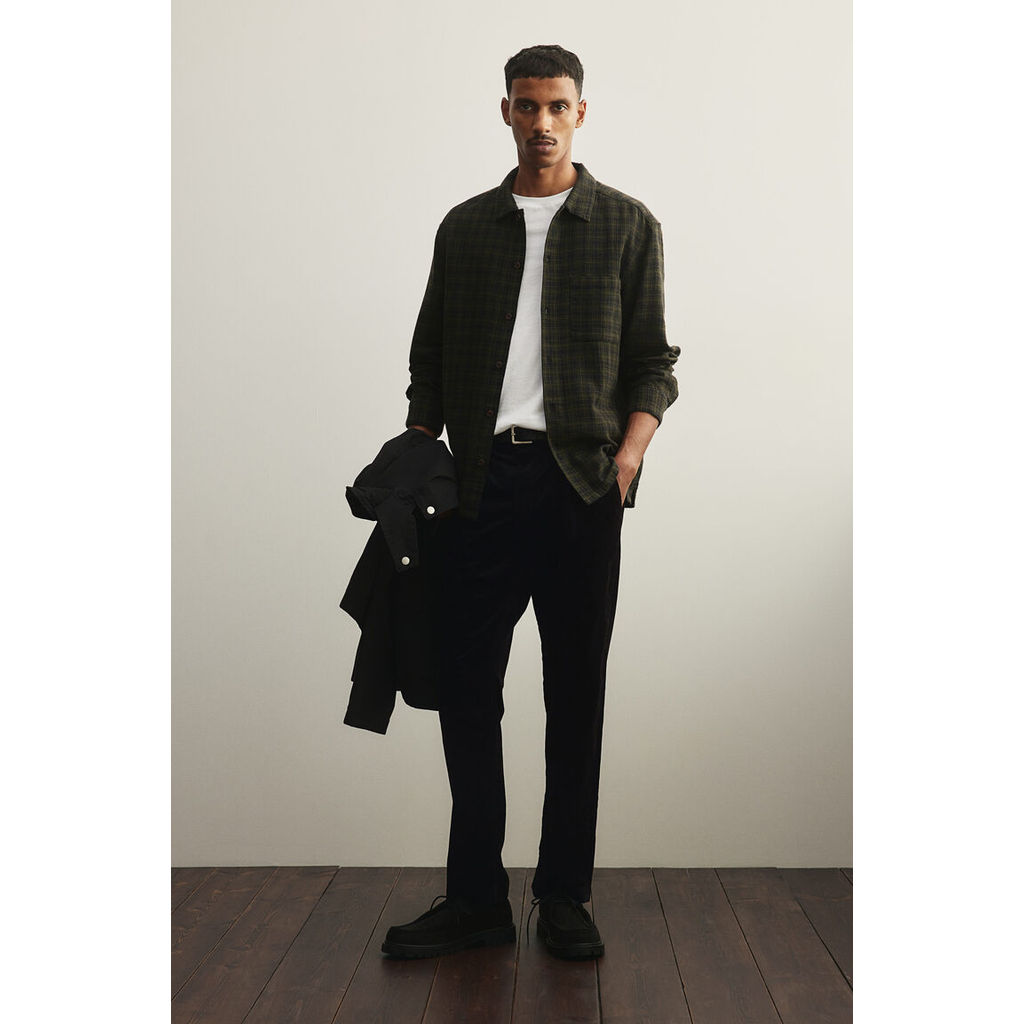 H&M Pria Celana Corduroy Model Regular Fit 1230964