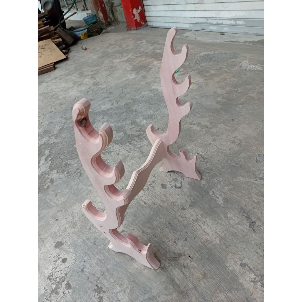 jagrak pedang dan tongkat LS33