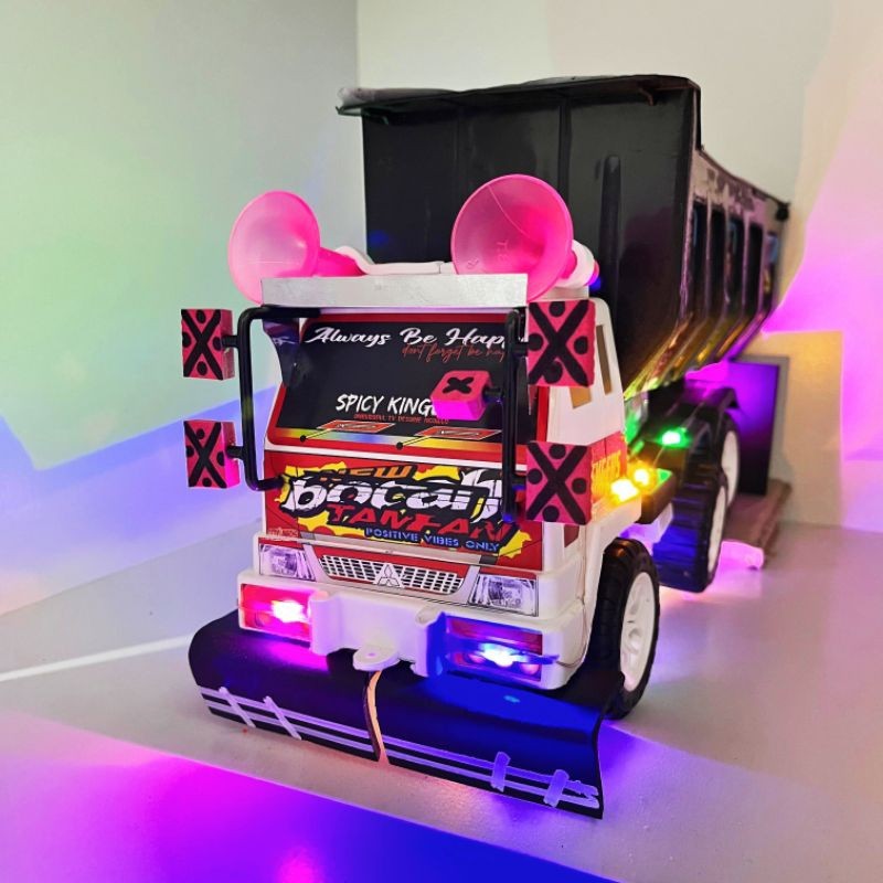 Mainan Mobil Truk Oleng Modifikasi – Dump Truck Pasir Plastik Keren Miniatur Tronton Anak Laki-Laki