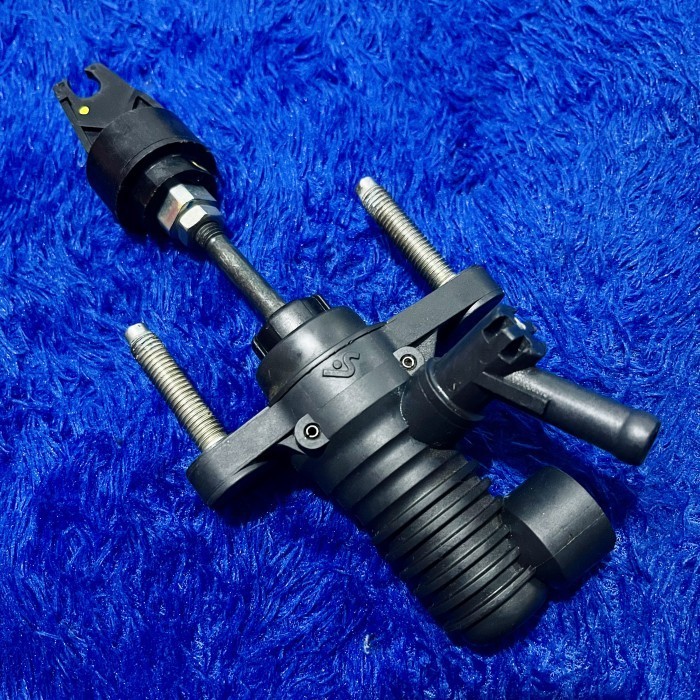 Master kopling atas toyota inova fortuner hilux