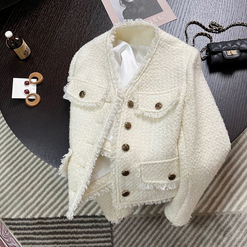 Jaket Tipis Putih Gaya Chanel Gaya Prancis