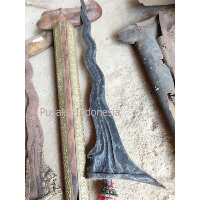 pusoko panimbal sepuh majapahit warangka gayam solo jati wingit bk mega bisa dibandingakan dgn toko 