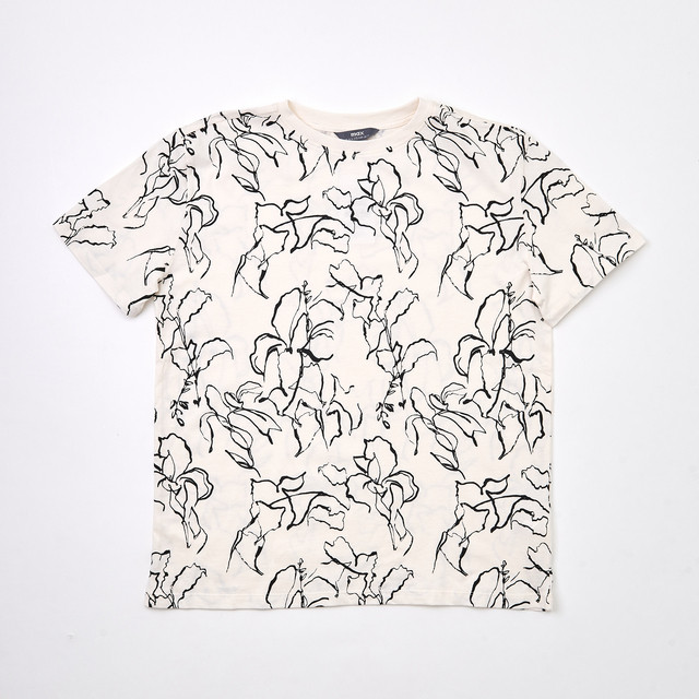 Max Fashions Atasan Wanita Cream Mono Flrl Aop Oversize Tshirt