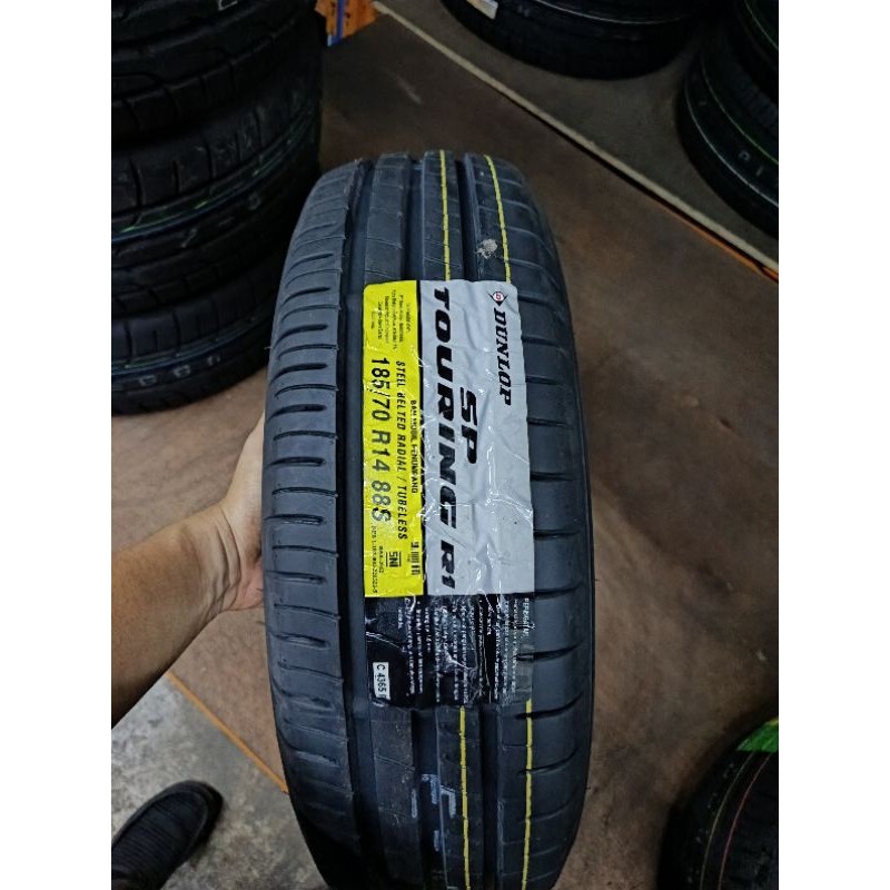 Ban Mobil DUNLOP TOURING R1 185/70 R14