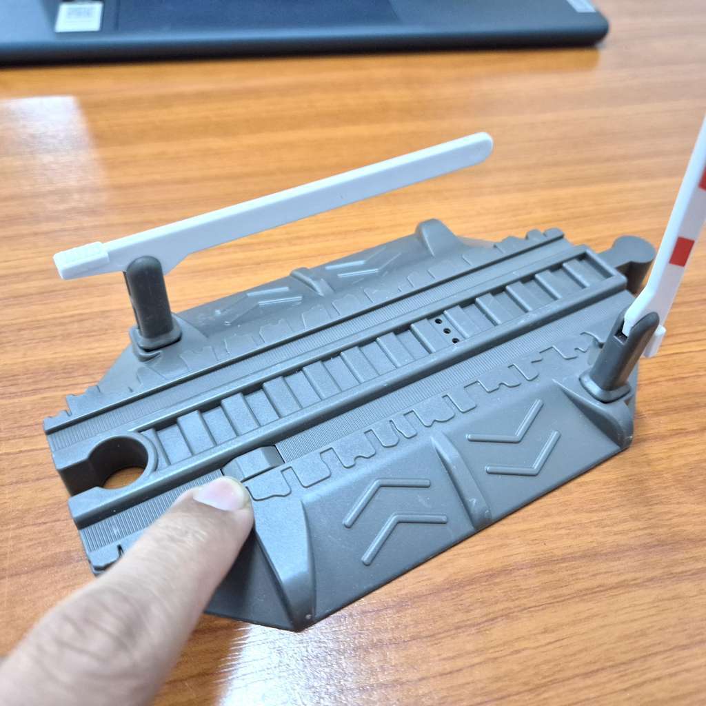 ZDANB8NR Perlintasan palang kereta 16.8cm kompatibel track rel kayu bahan plastik aksesoris mainan k