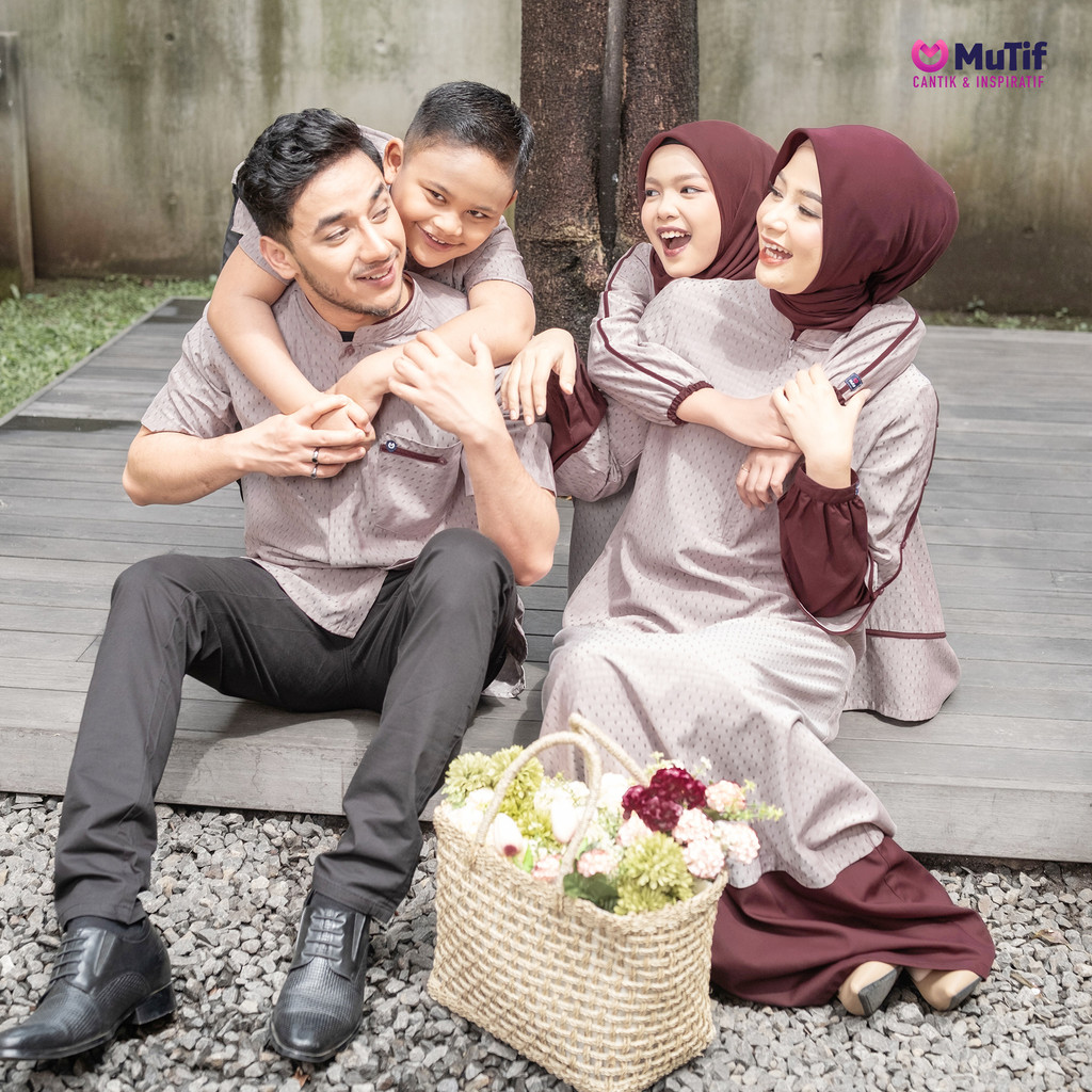 MUTIF Sarimbit Uzzah Dheemar Powder Red