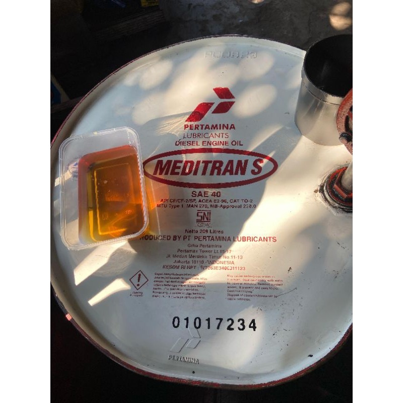 Oli Meditran S SAE 40 Literan Untuk Diesel